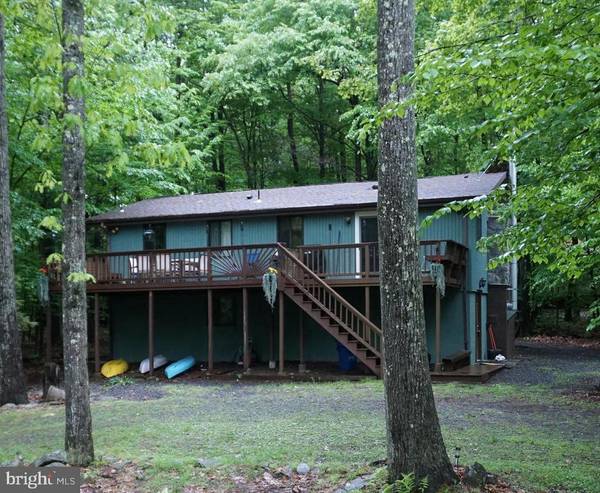 115 E TURKEY CT, Pocono Lake, PA 18347