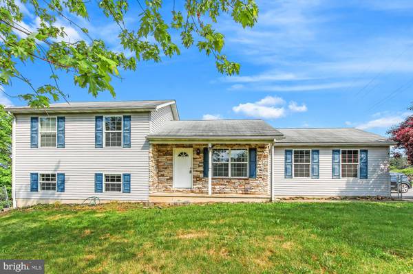 145 NORTHCREST DR, York Haven, PA 17370