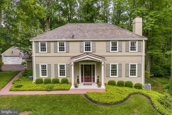 821 LOUDAN LN, Newtown Square, PA 19073