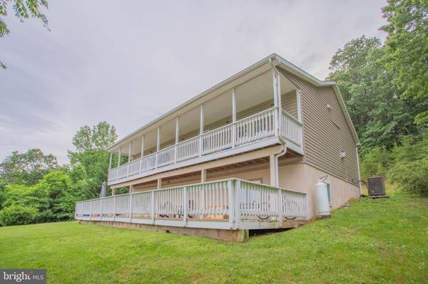 116 SOLOMONS, Hedgesville, WV 25427