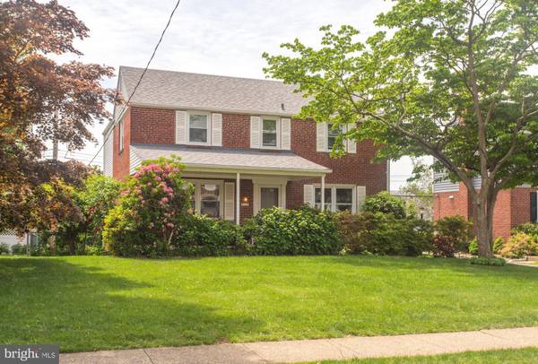 215 FARNHAM RD, Havertown, PA 19083