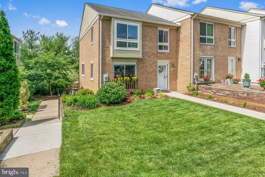 7490 SEA CHANGE, Columbia, MD 21045