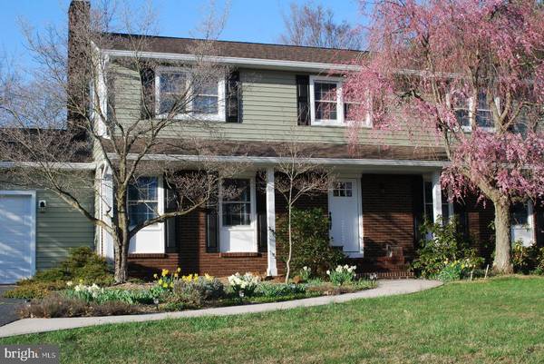 2 CAMDEN RD, Hillsborough, NJ 08844