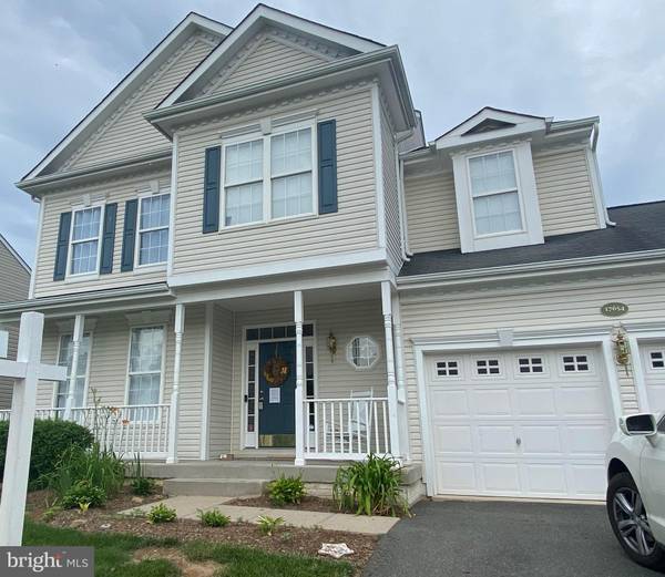 17654 CLEVELAND PARK DR, Round Hill, VA 20141