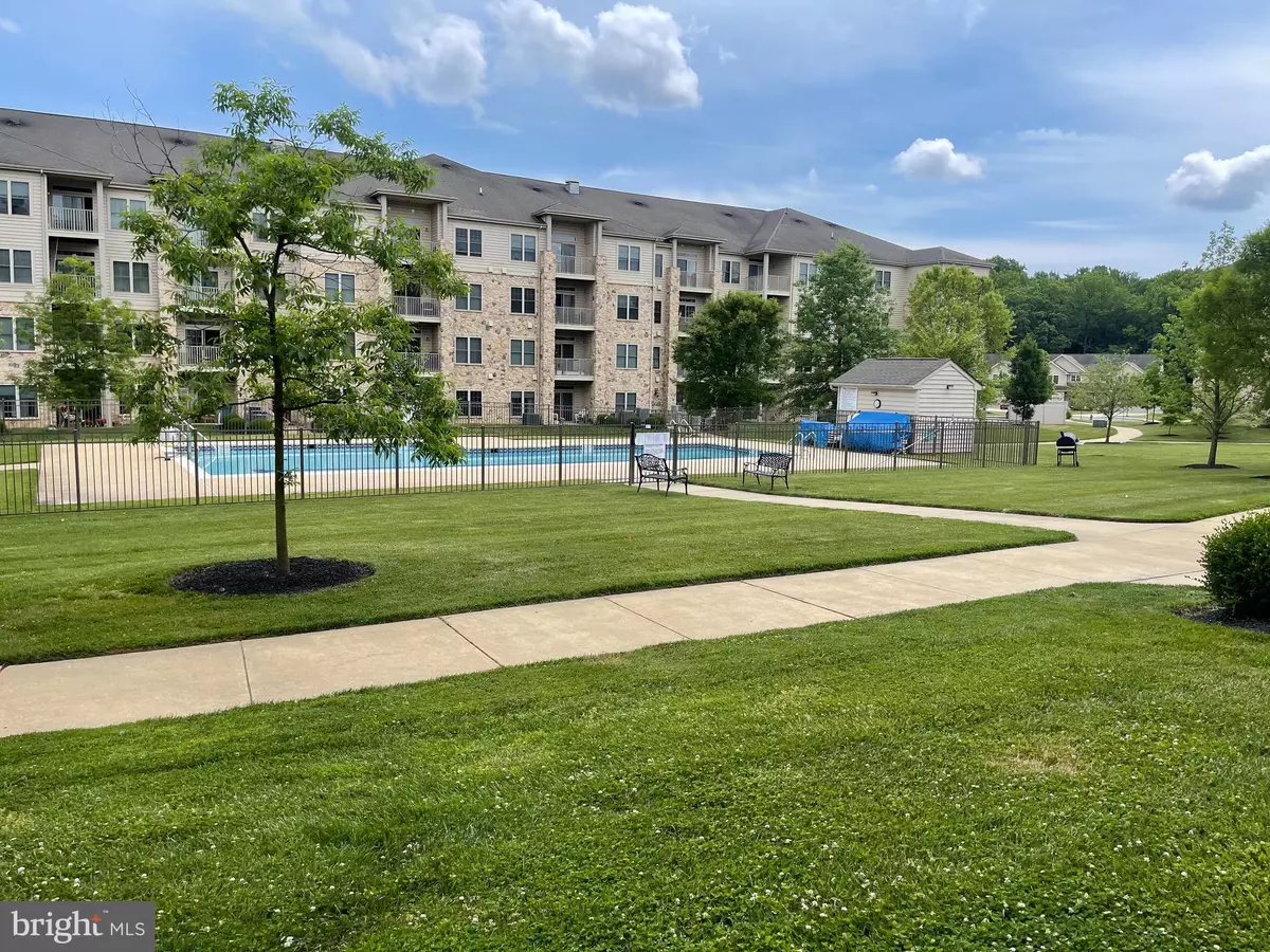 Newark, DE 19713,3000-UNIT FOUNTAINVIEW CIR #114