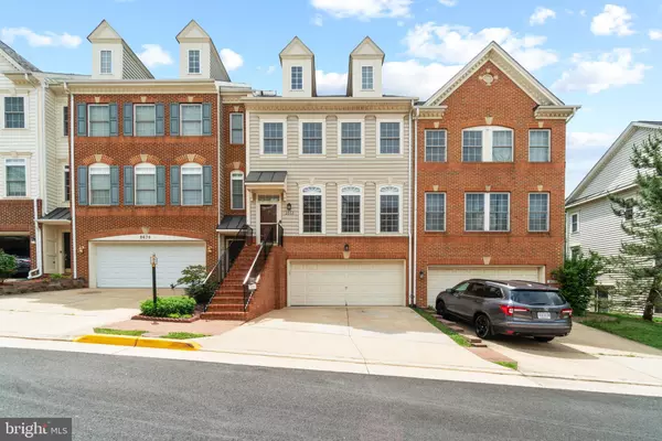 9668 POTTERS HILL CIR, Lorton, VA 22079