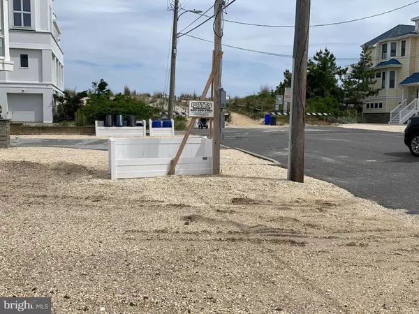 Surf City, NJ 08008,15 DIVISION AVE