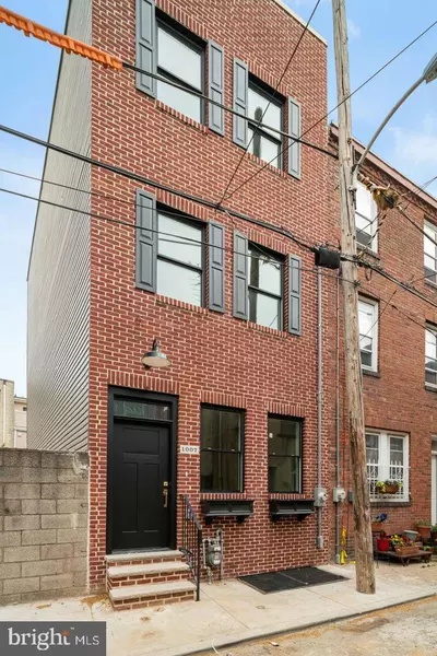 1007 SALTER ST, Philadelphia, PA 19147