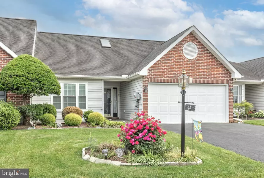 44 RIDGEWAY DR, Mechanicsburg, PA 17050