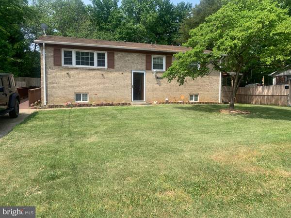 9701 GLEN VIEW DR, Clinton, MD 20735