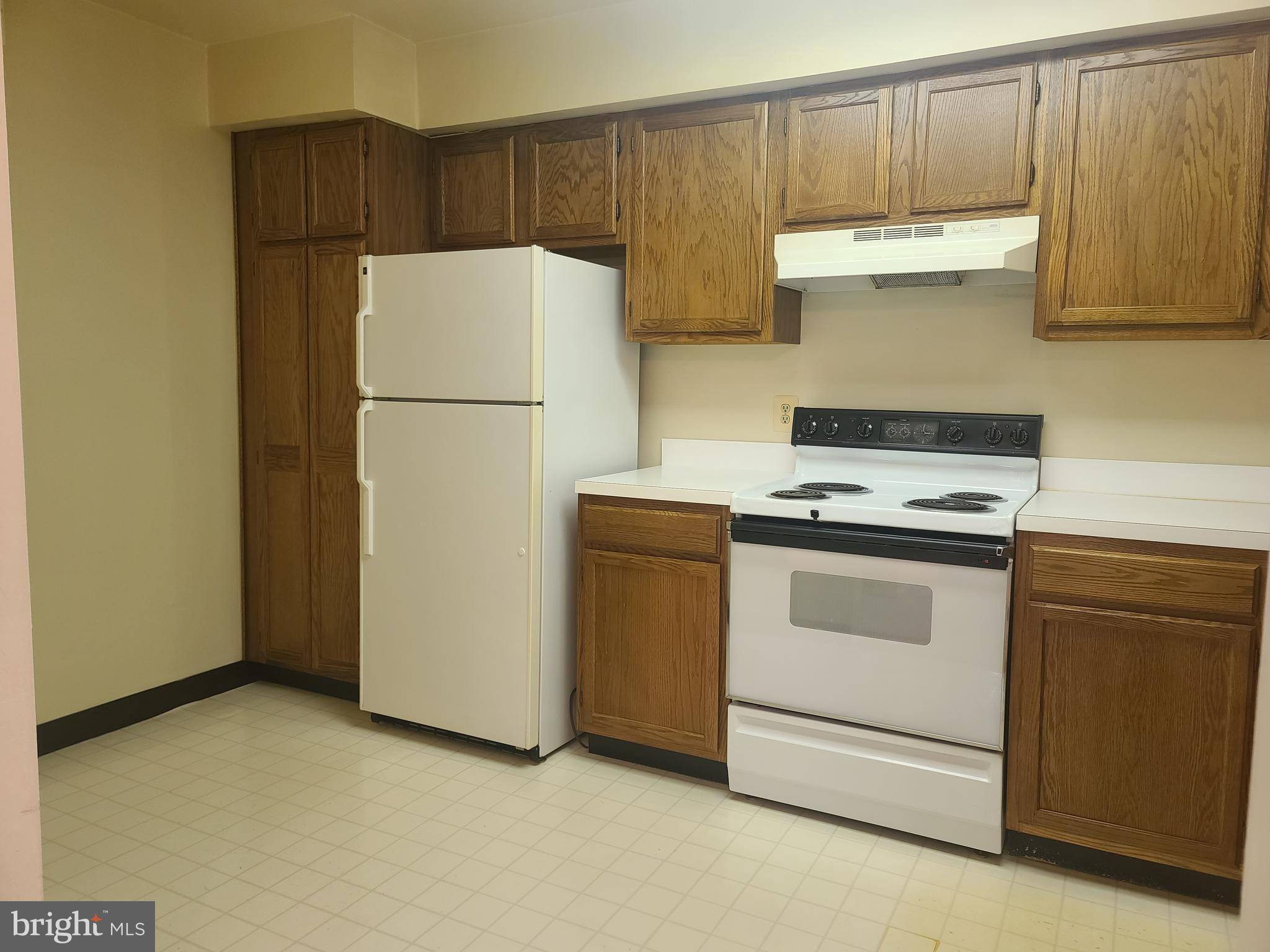 Princeton, NJ 08540,2216 SAYRE DR