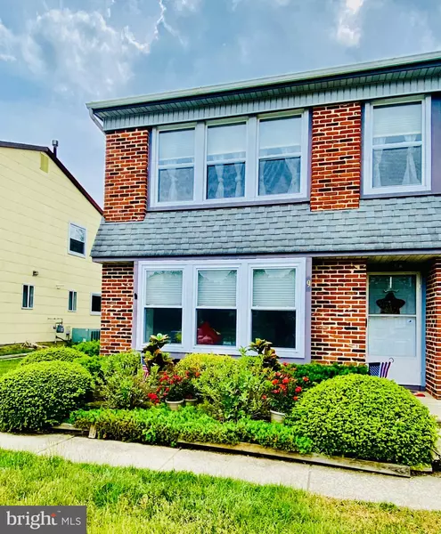 9 LEBIA CT, Sewell, NJ 08080