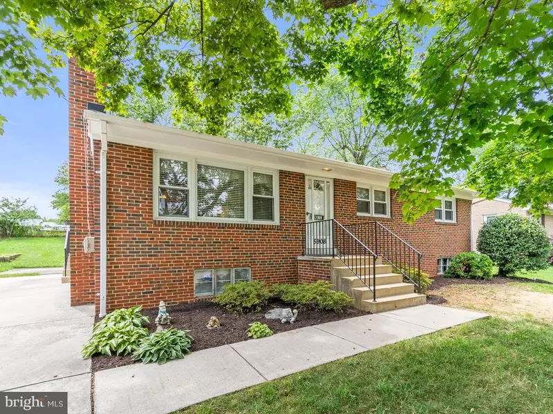 5908 RIDGE VIEW DR, Alexandria, VA 22310