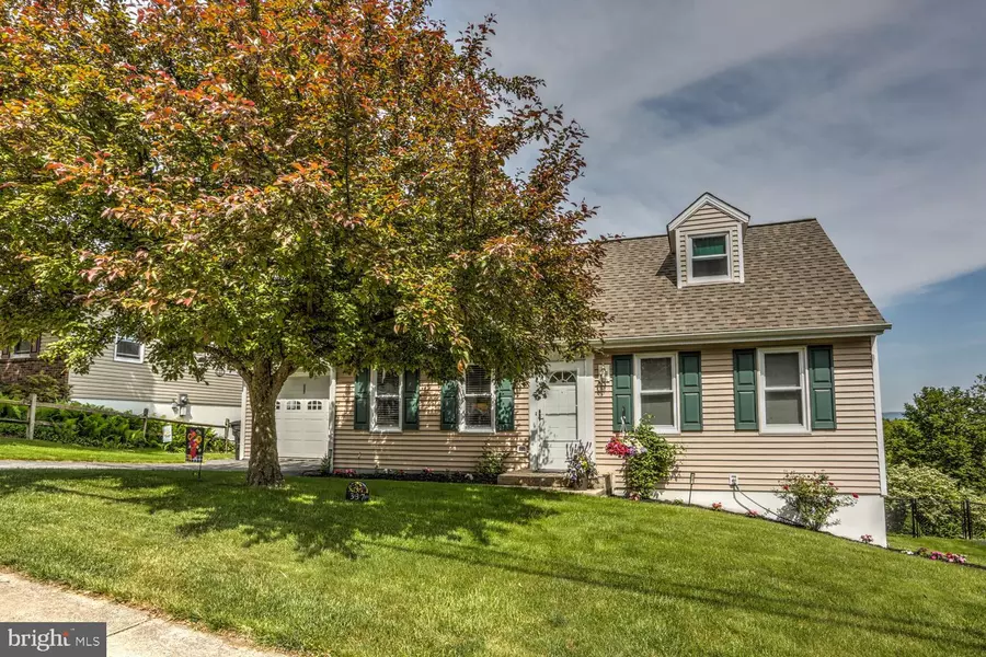 337 LAKE ST, Ephrata, PA 17522