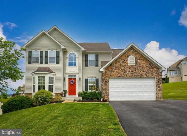 Spring Grove, PA 17362,390 LAKEVIEW DR