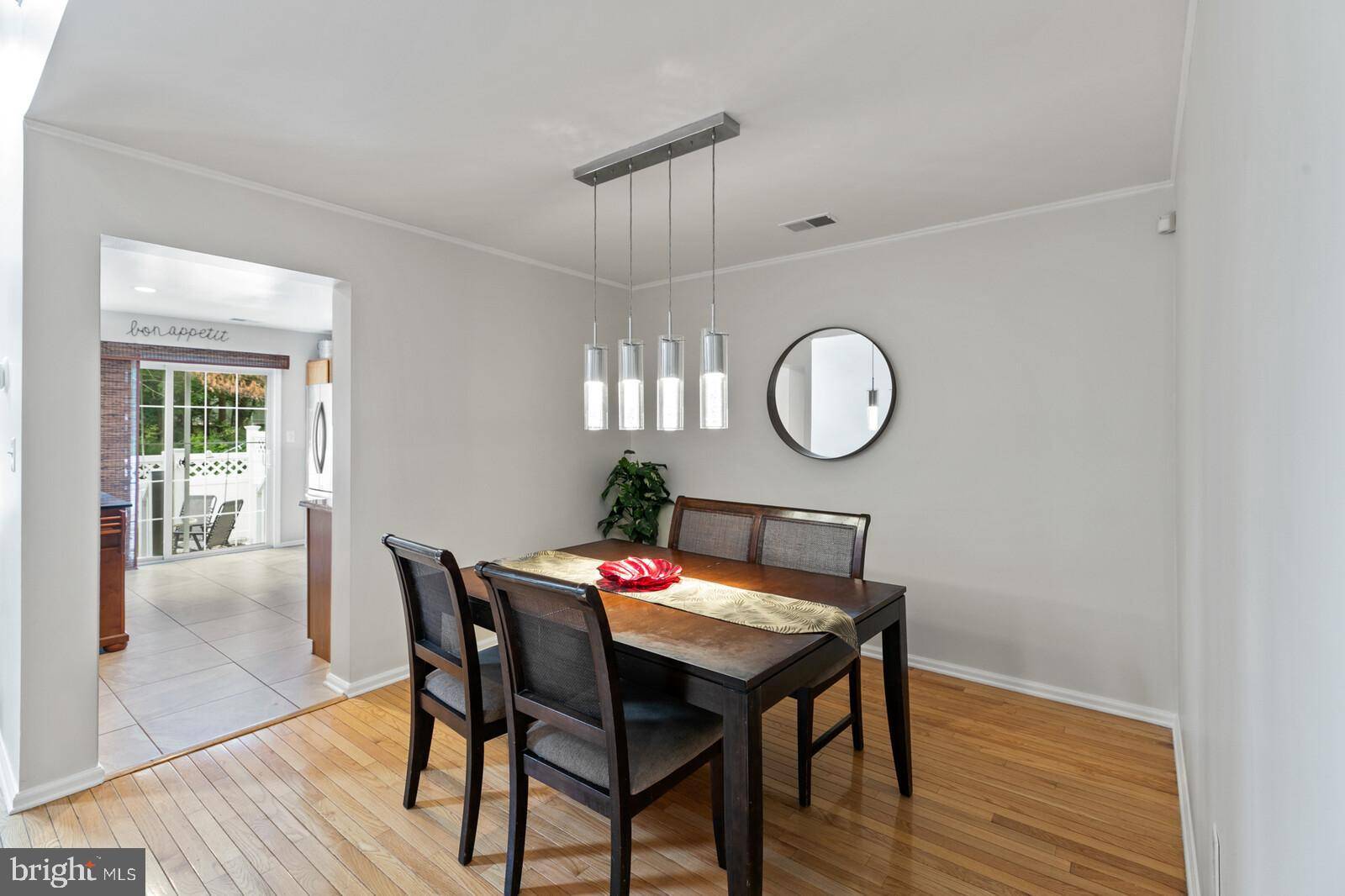 Princeton, NJ 08540,302 BENTLEY DR