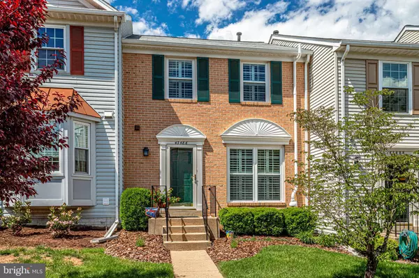 43486 BLACKSMITH SQ, Ashburn, VA 20147