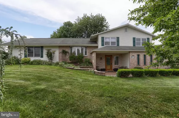 531 DEIMLER LN, Harrisburg, PA 17111