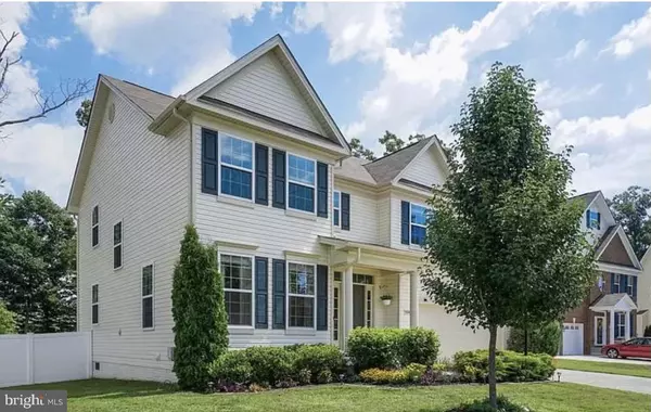 Waldorf, MD 20603,10448 SILVERVINE CT