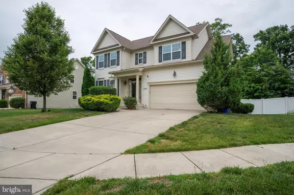 Waldorf, MD 20603,10448 SILVERVINE CT