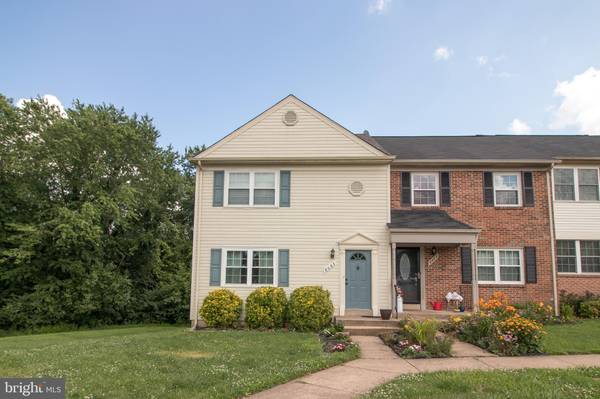 8683 POINT OF WOODS DR, Manassas, VA 20110