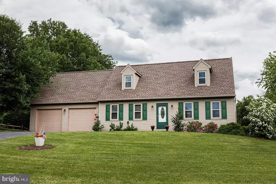 655 LAUREL VIEW DR, Manheim, PA 17545