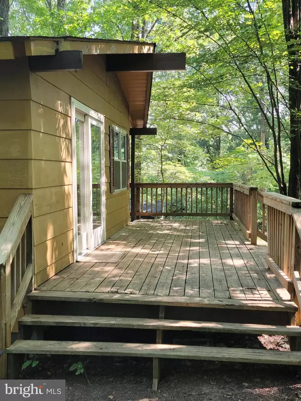 Harpers Ferry, WV 25425,62 SCARLET OAK DRIVE