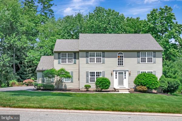 8 STONEBRIDGE DR, Hockessin, DE 19707