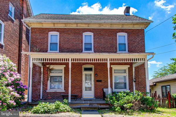 304 W 4TH ST, East Greenville, PA 18041