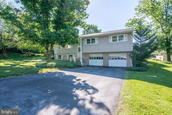 Harrisburg, PA 17112,5703 CRICKET LN