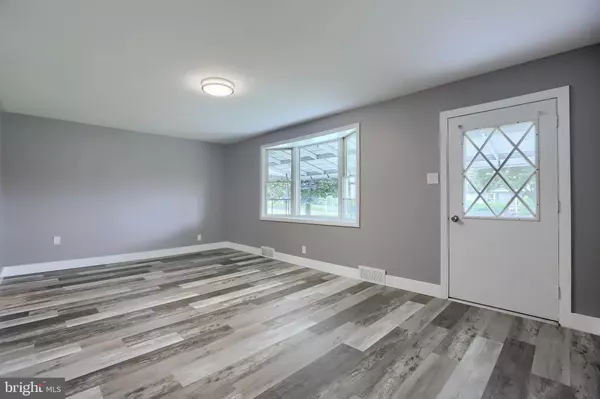 Harrisburg, PA 17112,398 N LOCKWILLOW AVE