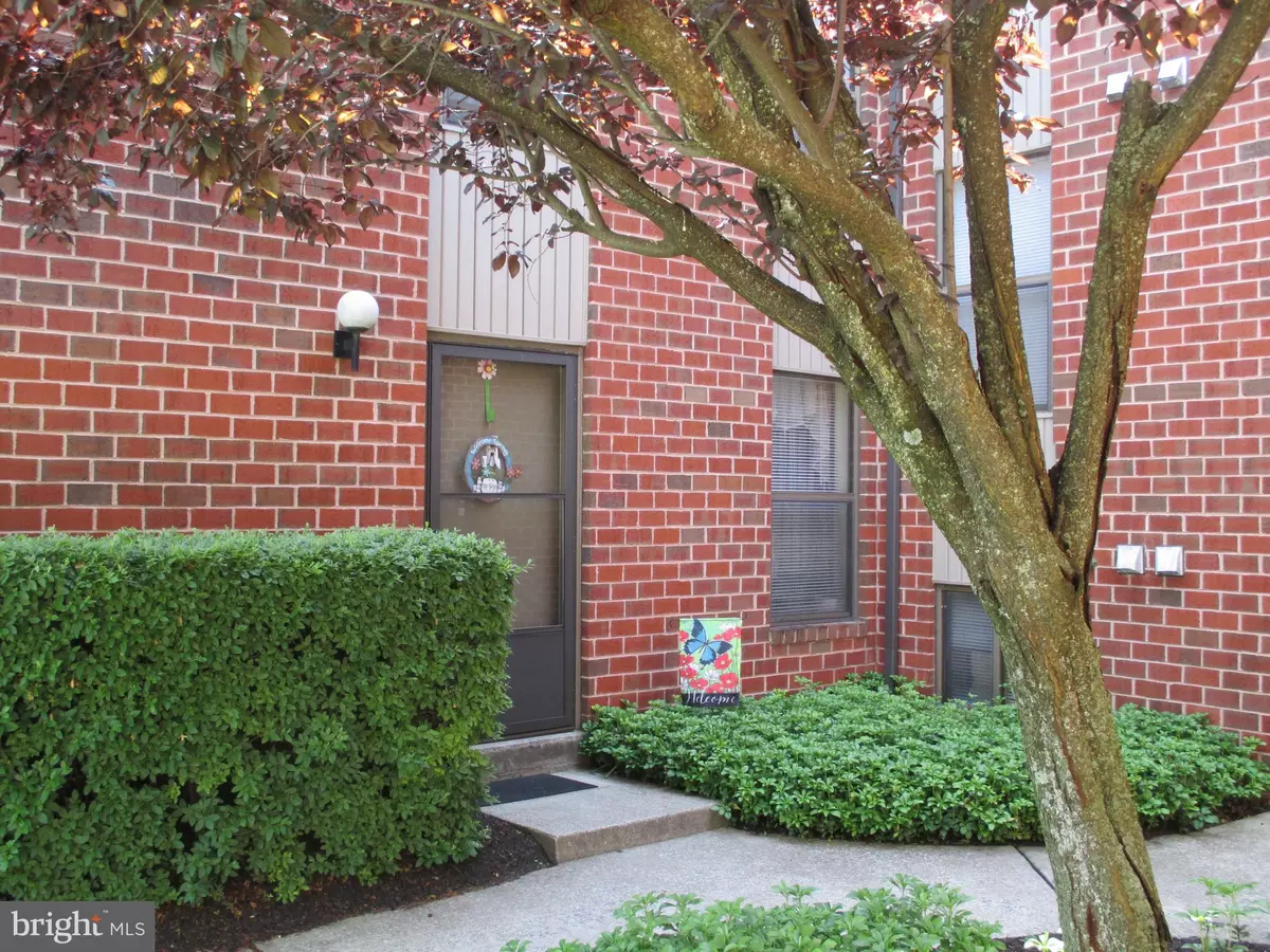 Harrisburg, PA 17111,1210-B HAMPTON HILL CT