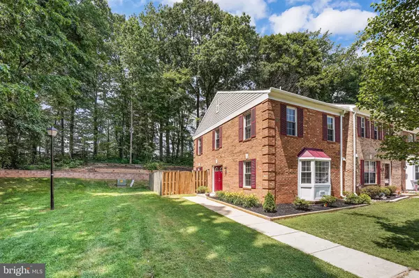 14053 FALLBROOK LN, Woodbridge, VA 22193