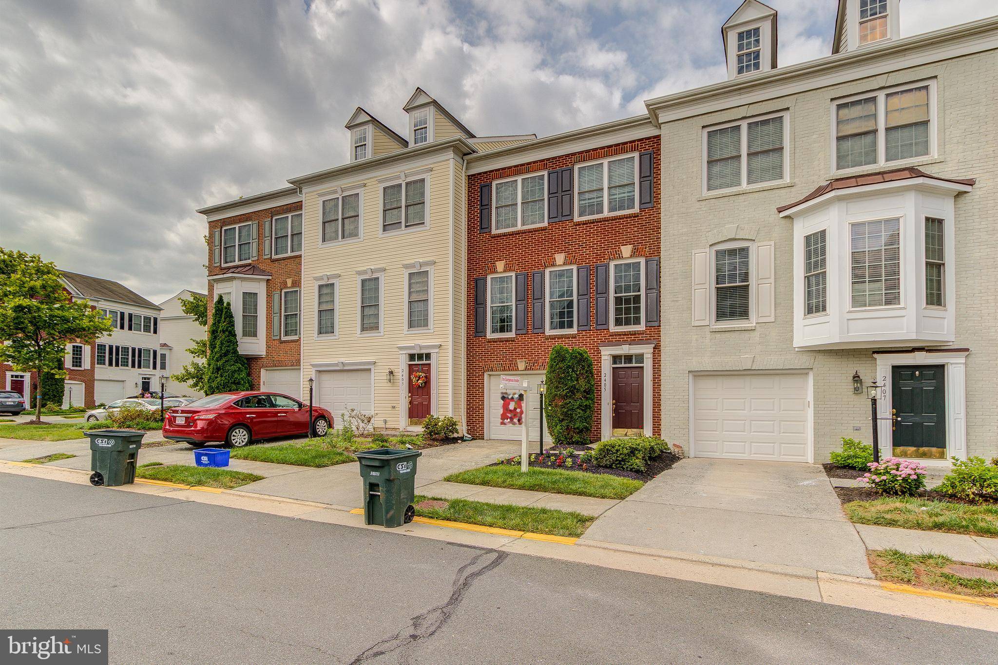 Herndon, VA 20171,2405 TERRA COTTA CIR