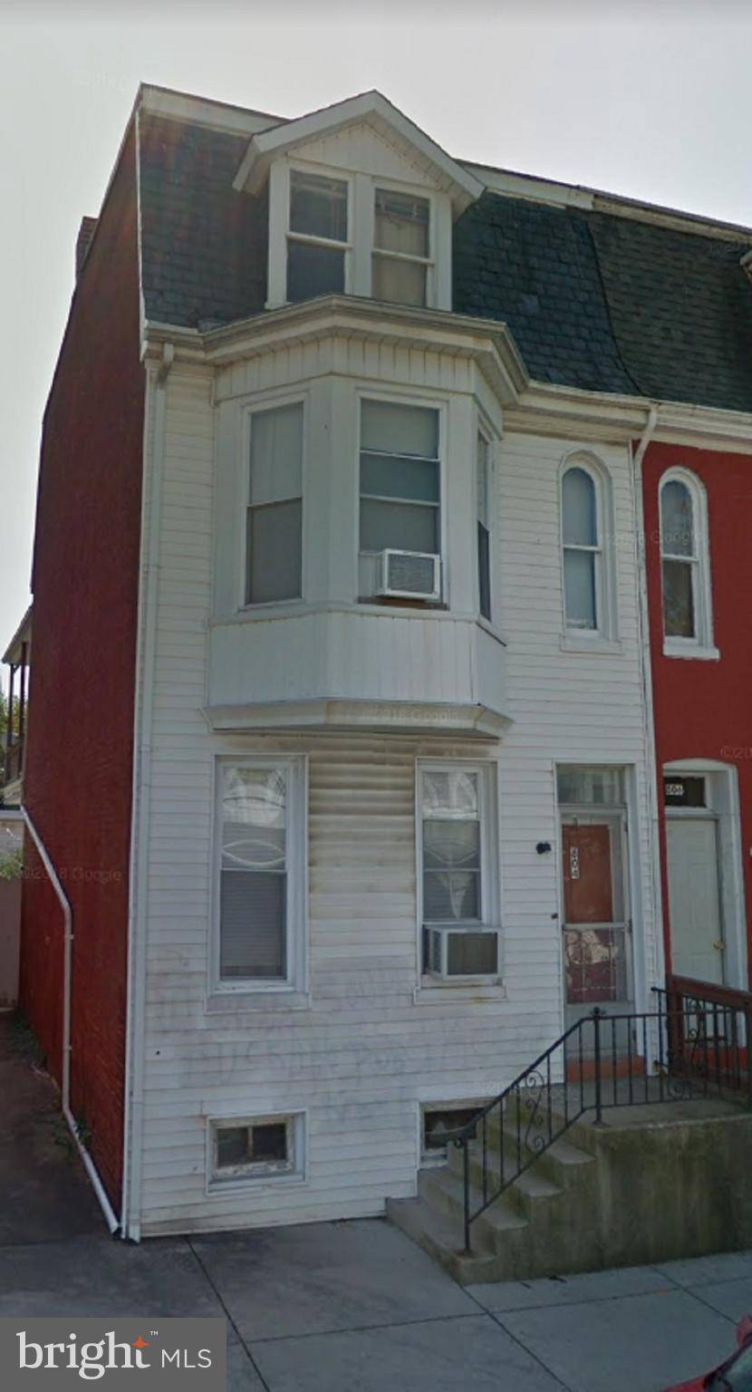 York, PA 17401,804 W POPLAR ST