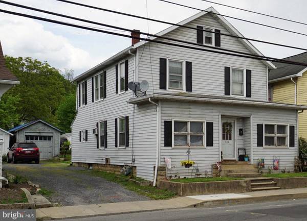 521 W FOURTH ST, Lewistown, PA 17044