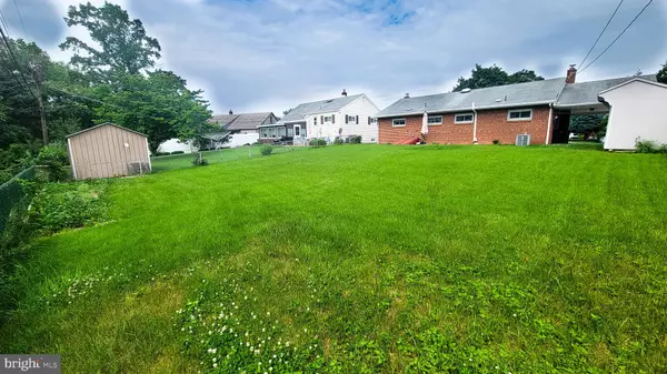 Harrisburg, PA 17109,5203 CRESTWOOD DR