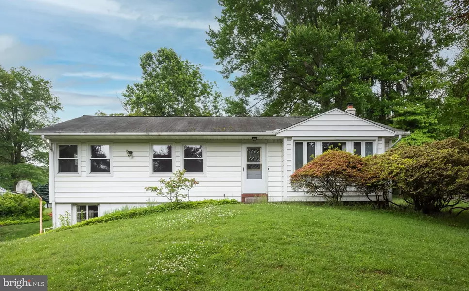 437 MEADOWCROFT RD, Wayne, PA 19087