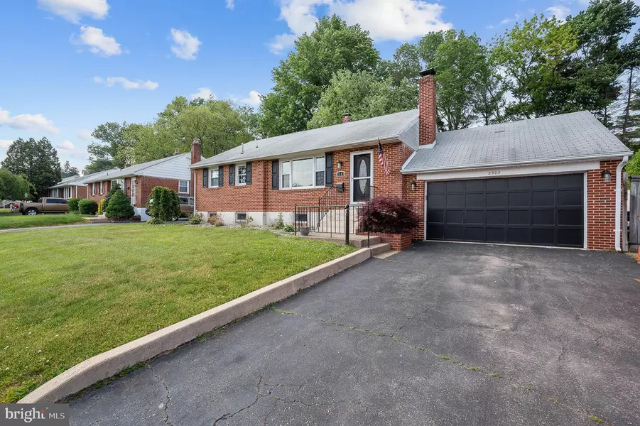 2503 WOODVIEW DR, Wilmington, DE 19808