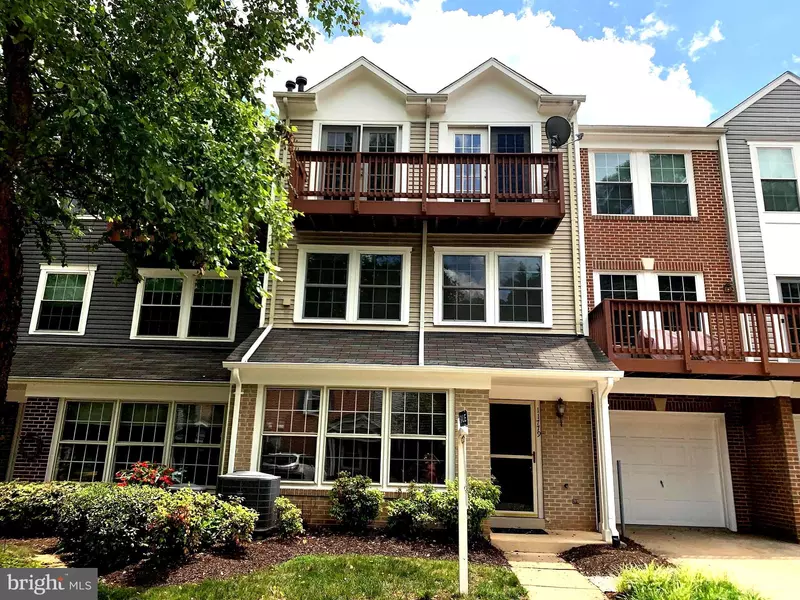 11779 ROCKAWAY LN #52, Fairfax, VA 22030