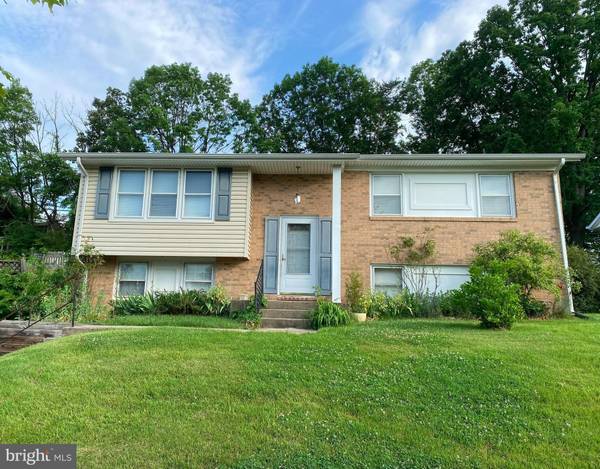 8600 PORTSMOUTH DR, Laurel, MD 20708