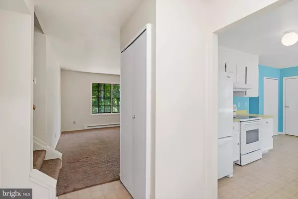 Harrisburg, PA 17109,5594 MERCURY CT