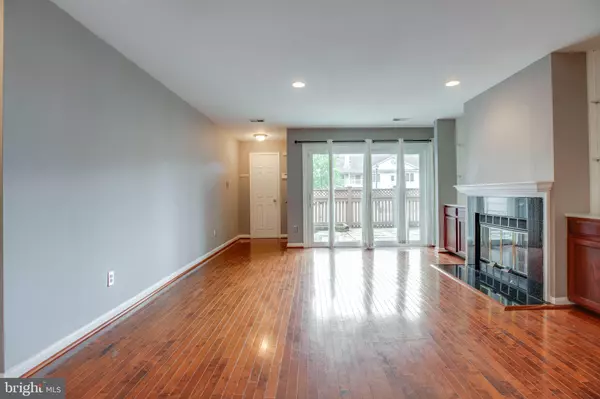 Alexandria, VA 22310,6905-A SANDRA MARIE CIR