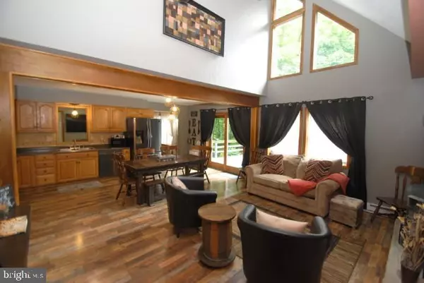 Pocono Lake, PA 18347,351 MAXATAWNY DR