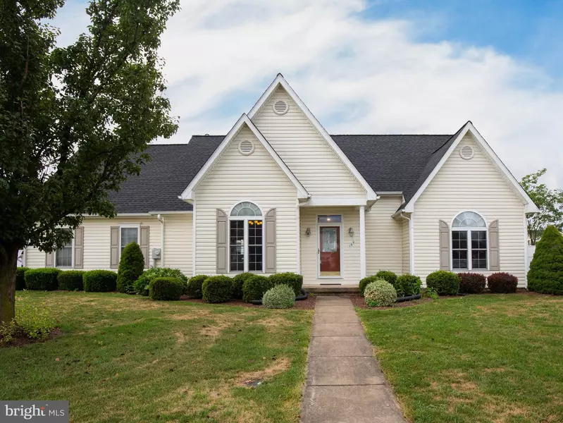 100 WELSH CT, Stephens City, VA 22655