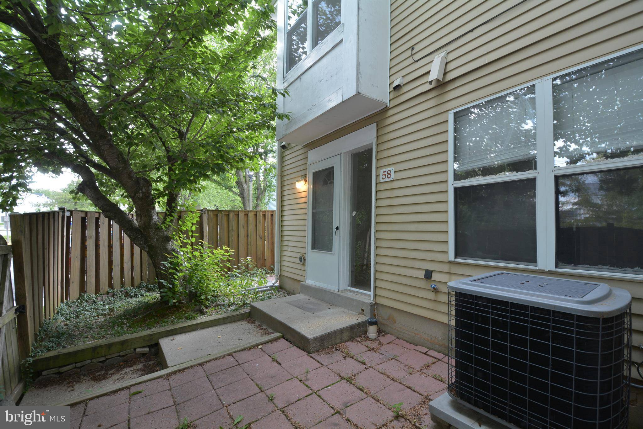 58 AVONSHIRE CT, Silver Spring, MD 20904