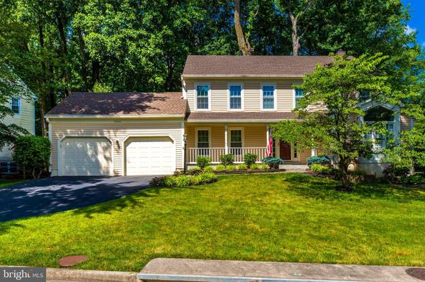 5314 LINDSAY ST, Fairfax, VA 22032