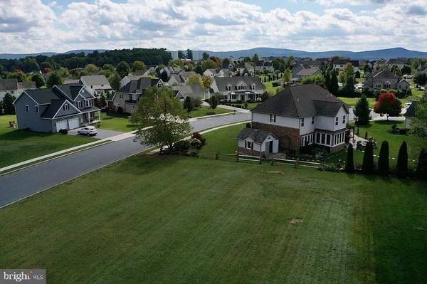 Boiling Springs, PA 17007,213 HOPE DR