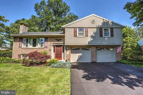 40 OAK LN, Stevens, PA 17578