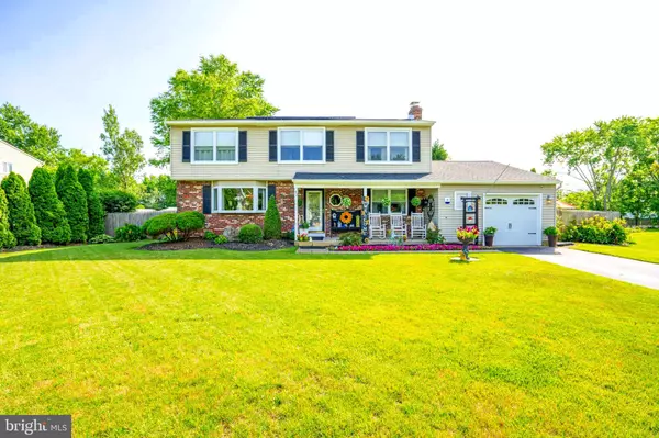 42 DUNHAM LOOP, Berlin, NJ 08009